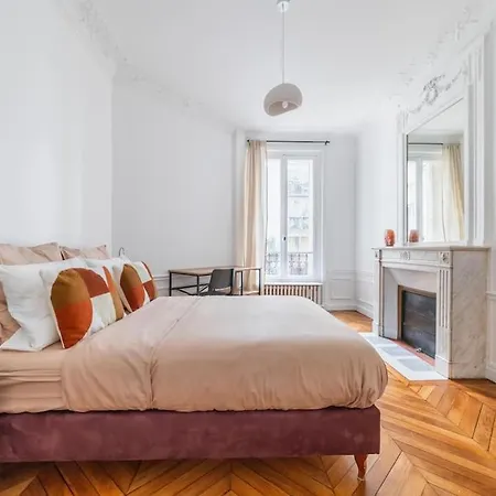 Haussmannian Apartment, Near Champs-elysees Paris